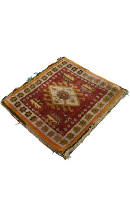 1 x 1 Antique Semnan Rug 77165