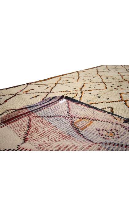 5 x 10 Vintage Berber Moroccan Azilal Rug 74539