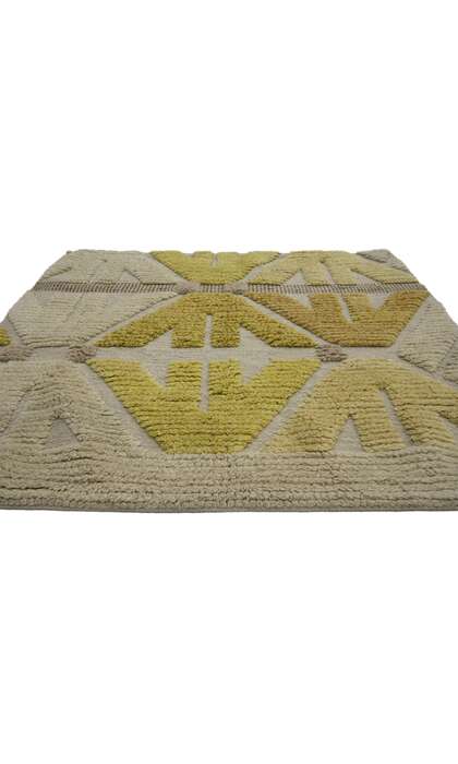 3 x 3 Modern High-Low Rug 30393