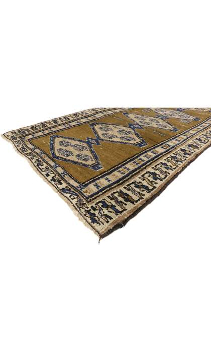 3 x 8 Antique Persian Sarab Runner 73198 corner