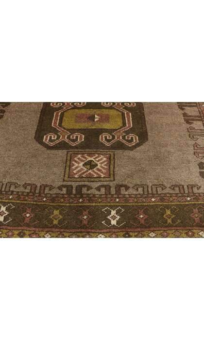 4 x 5 Vintage Shiraz Rug 76402