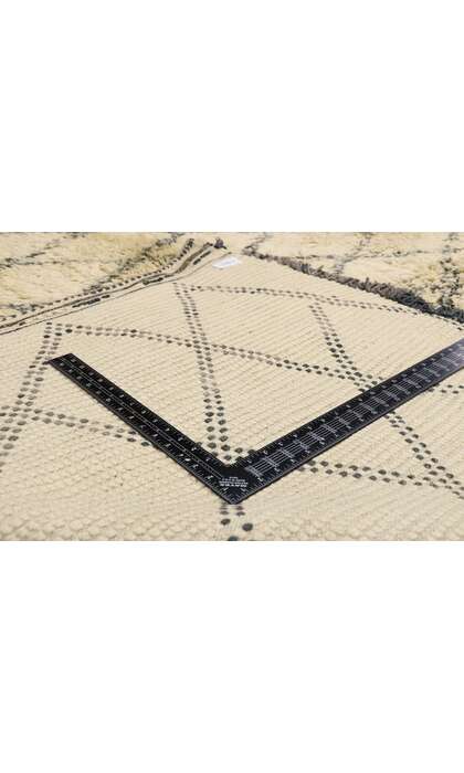 7 x 13 Vintage Moroccan Beni Ourain Rug 20328