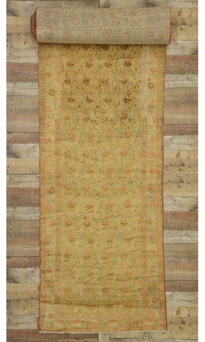4 x 28 Antique Mahal Rug 76571