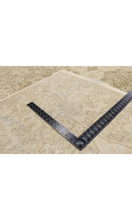 9 x 12 Vintage Sivas Rug 52652