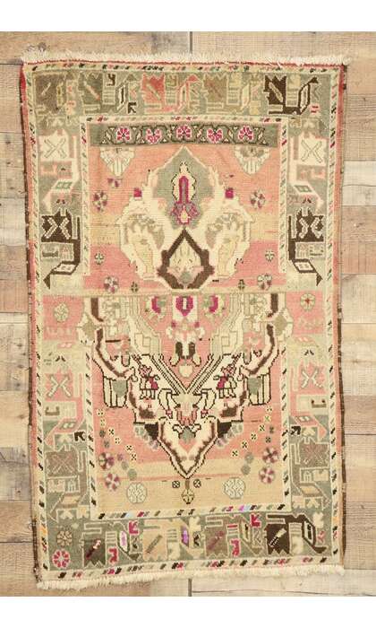 3 x 4 Vintage Persian Bakhtiari Rug 75751