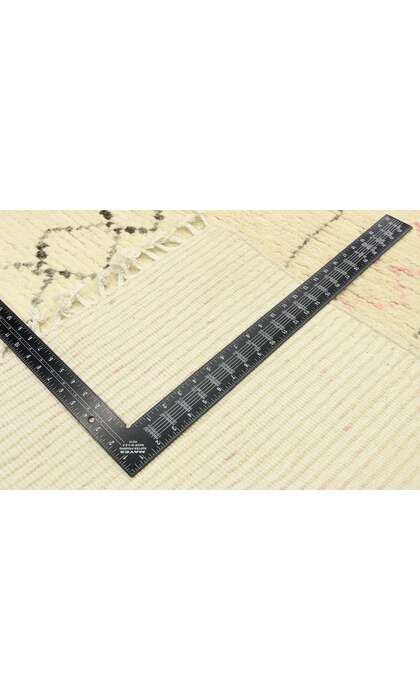 8 x 10 Organic Modern Moroccan Rug 80626