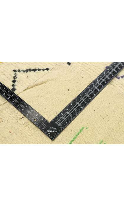 6 x 9 Vintage Moroccan Azilal Rug 20283 floor