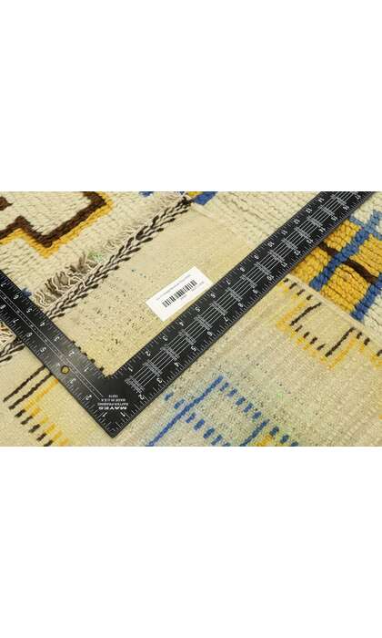 5 x 11 Vintage Berber Moroccan Azilal Rug 20568