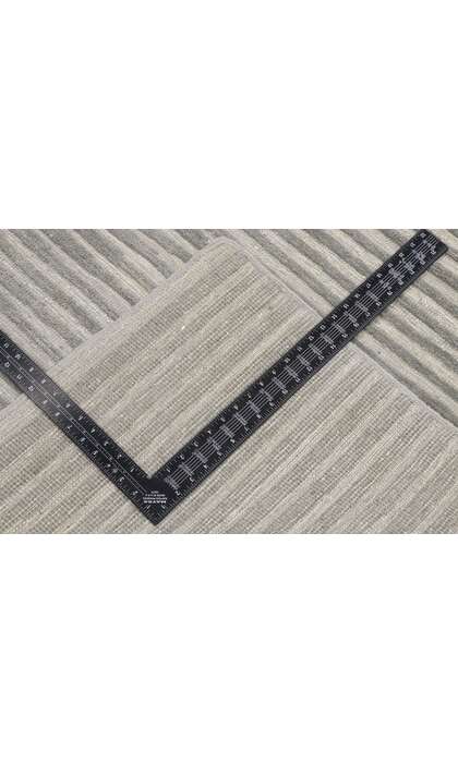 8 x 10 Contemporary High-Low Rug 30561