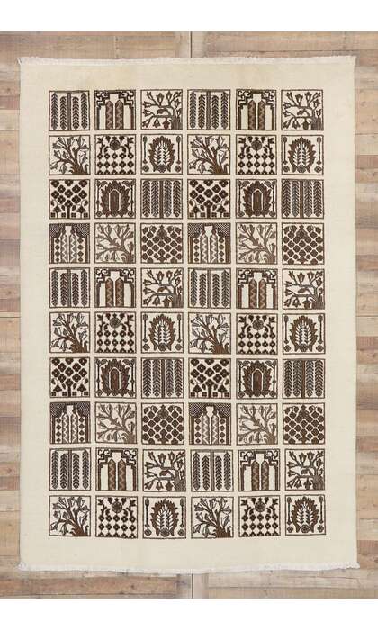 7 x 10 Vintage Persian Bakhtiari Rug 72028