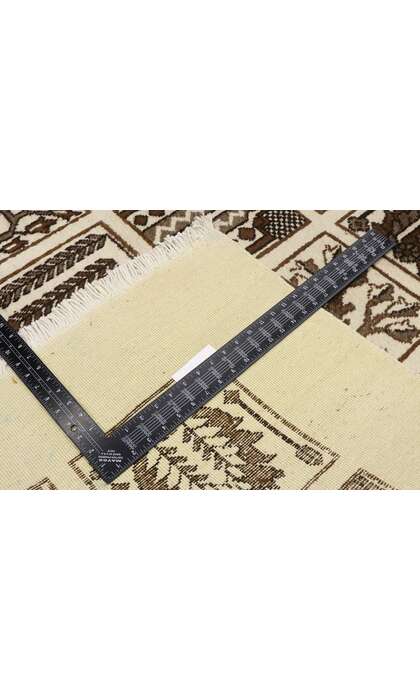 7 x 10 Vintage Persian Bakhtiari Rug 72028