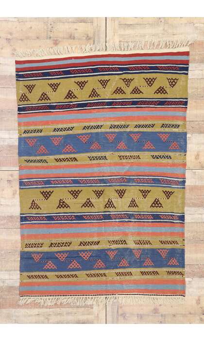 4 x 6 Vintage Persian Shiraz Kilim Rug 77813