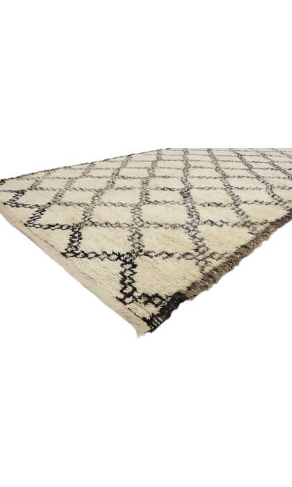 6 x 11 Vintage Moroccan Rug 21366