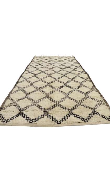 6 x 11 Vintage Moroccan Rug 21366