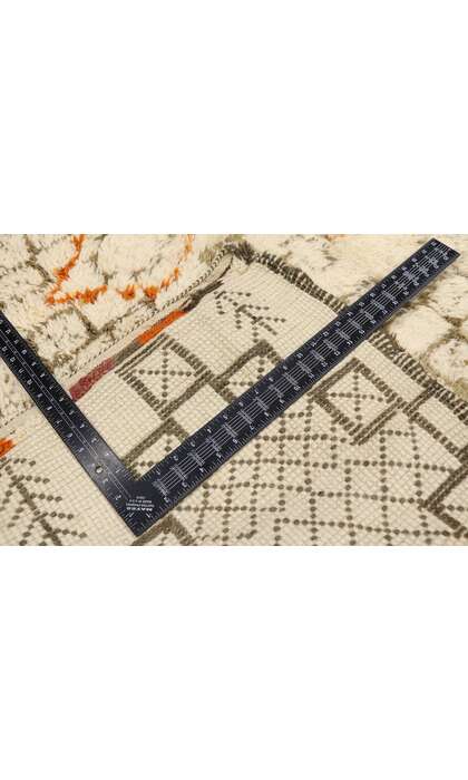 7 x 11 Vintage Moroccan Beni Ourain Rug 21416