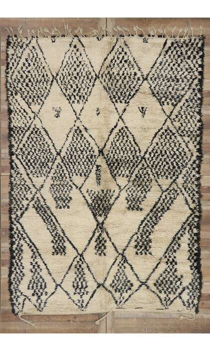 7 x 10 Vintage Moroccan Rug 21368