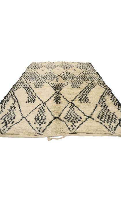 7 x 10 Vintage Moroccan Rug 21368