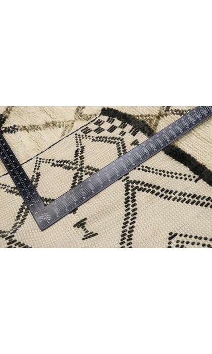 6 x 10 Vintage Moroccan Beni Ourain Rug 21370