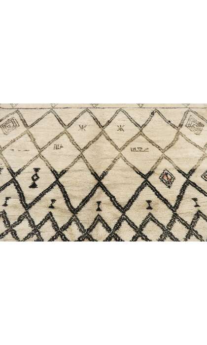 6 x 10 Vintage Moroccan Beni Ourain Rug 21370