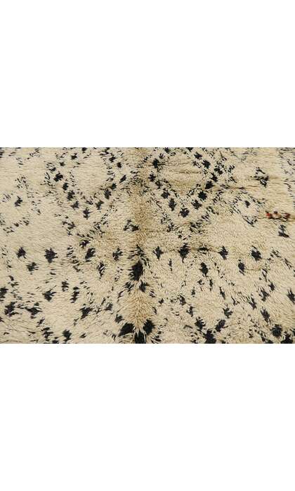 6 x 10 Vintage Moroccan Rug 21493