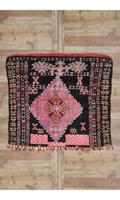 5 x 6 Vintage Moroccan Rug 212585 x 6 Vintage Moroccan Rug 21258