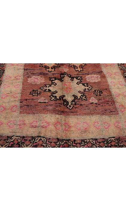 6 x 9 Vintage Boujad Moroccan Rug 21528
