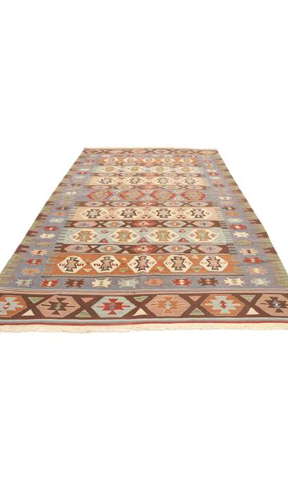 6 x 9 Vintage Persian Shiraz Rug 77952