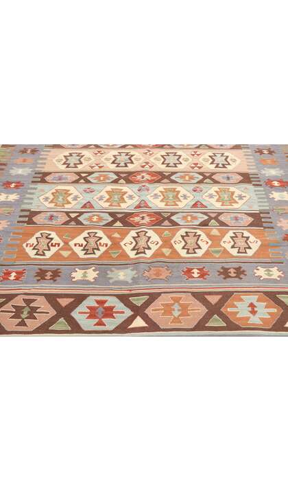 6 x 9 Vintage Persian Shiraz Rug 77952
