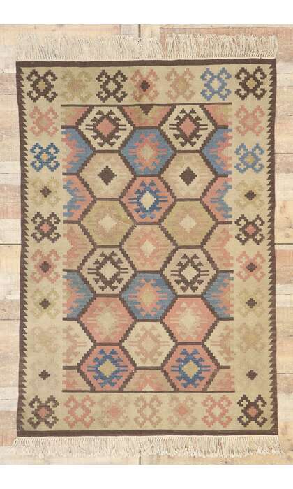 4 x 6 Vintage Persian Shiraz Kilim Rug 77970