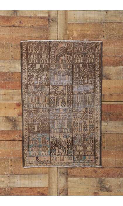 3 x 4 Vintage Persian Bakhtiari Rug 60986