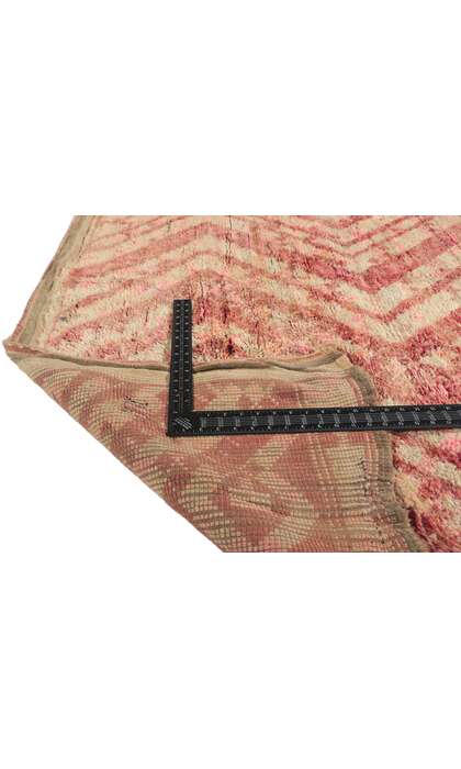 6 x 10 Vintage Moroccan Rug 21204