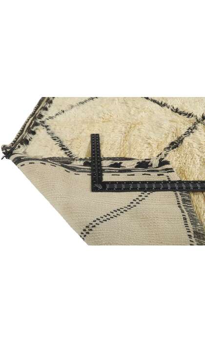 7 x 13 Vintage Moroccan Beni Ourain Rug 21358