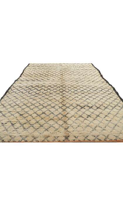 7 x 10 Vintage Moroccan Beni Ourain Rug 21363