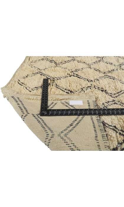 6 x 13 Vintage Moroccan Beni Ourain Rug 21390