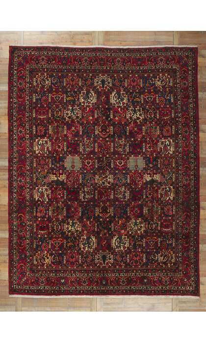 10 x 13 Vintage Persian Bakhtiari Rug 61096