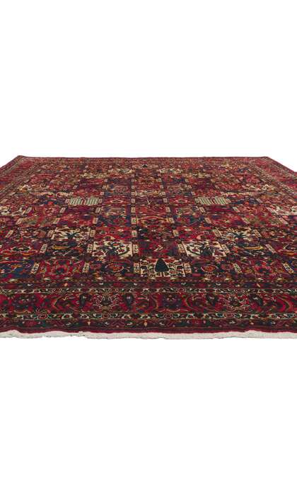 10 x 13 Vintage Persian Bakhtiari Rug 61096