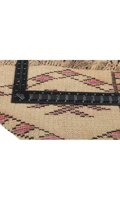 6 x 10 Vintage Moroccan Beni Ourain Rug 78366