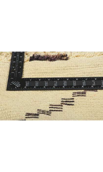 6 x 10 Vintage Moroccan Beni Ourain Rug 78369