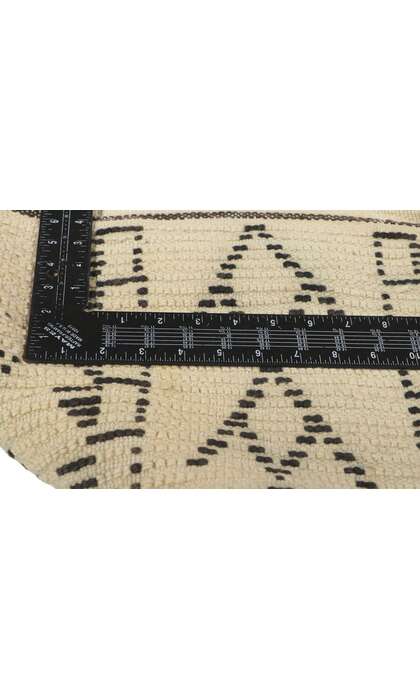 6 x 10 Vintage Moroccan Beni Ourain Rug 78373