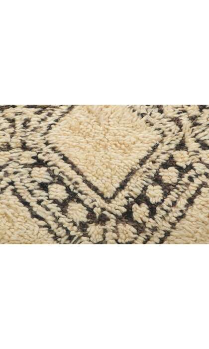 6 x 10 Vintage Moroccan Rug 78382