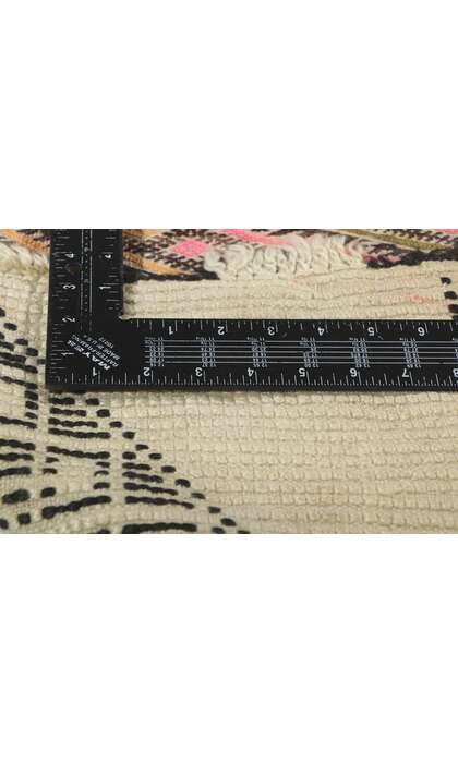 6 x 11 Vintage Moroccan Beni Ourain Rug 78372