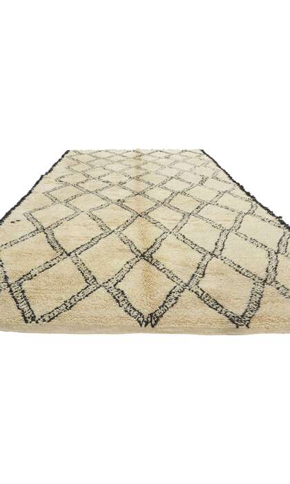 6 x 11 Vintage Moroccan Beni Ourain Rug 78376