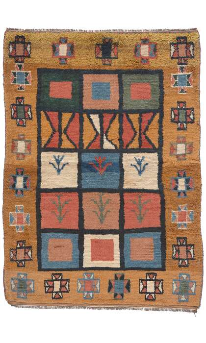 4 x 5 Vintage Persian Shiraz Rug 61247