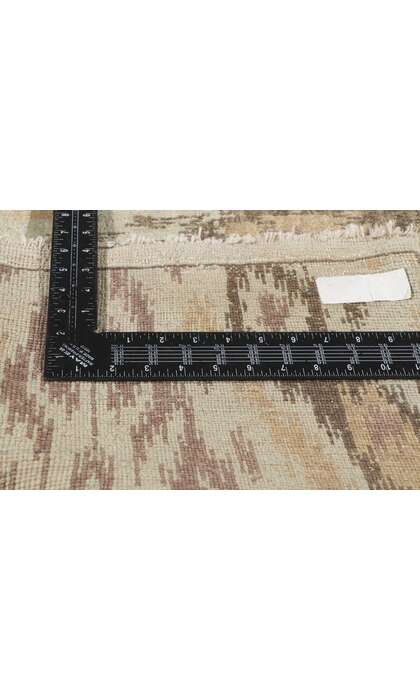 8 x 10 Earth-Tone Ikat Rug 30046