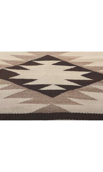 4 x 6 Antique Crystal Navajo Rug 78611