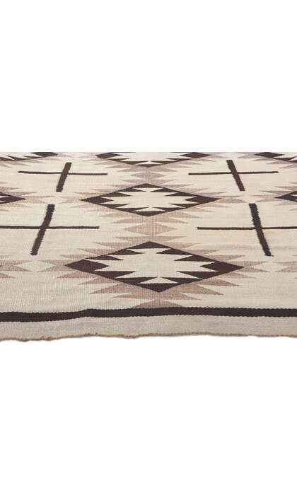 4 x 6 Antique Crystal Navajo Rug 78611