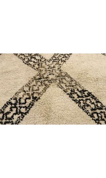 7 x 10 Vintage Moroccan Beni Ourain Rug 20904