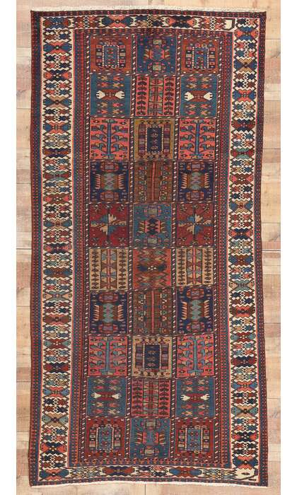 5 x 10 Antique Persian Bakhtiari Rug 75279