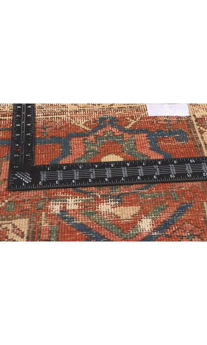 10 x 13 Antique-Worn Persian Serapi Rug 78547