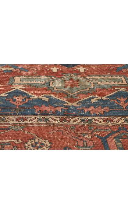 10 x 13 Antique-Worn Persian Serapi Rug 78547
